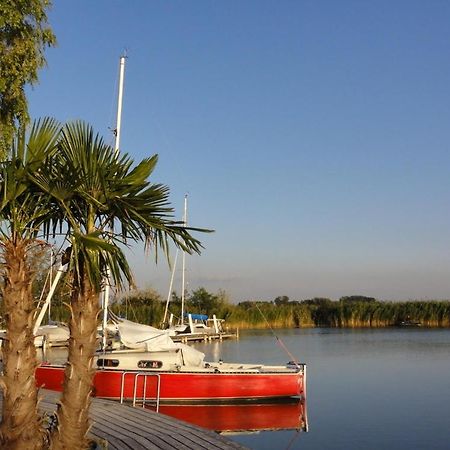 Hoteldorf Seepark Weiden Weiden am See Extérieur photo