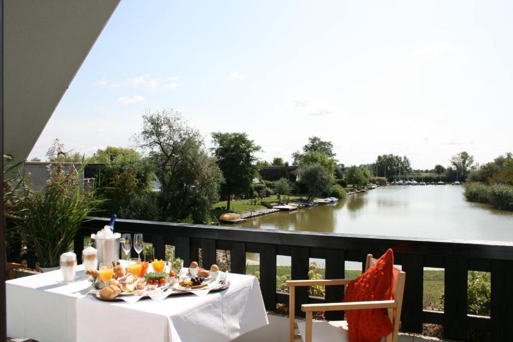 Hoteldorf Seepark Weiden Weiden am See Chambre photo